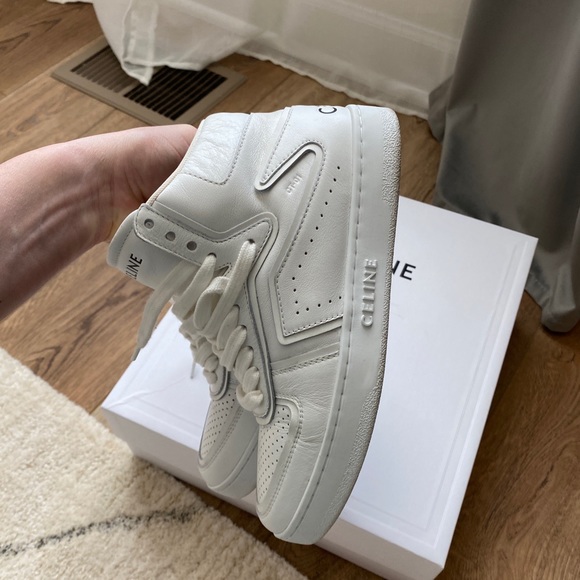 Celine Sneakers woman size 36 ( fits small) so regular 37 like new!!! - Picture 12 of 16